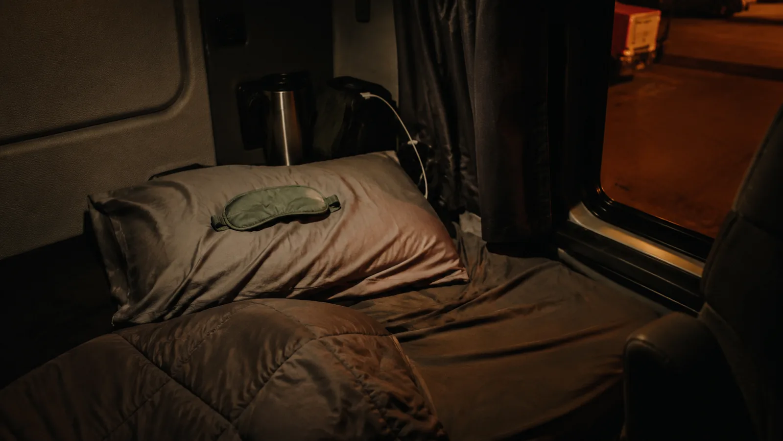 10 Reasons a Weighted Sleep Mask Helps You Fall Asleep Faster